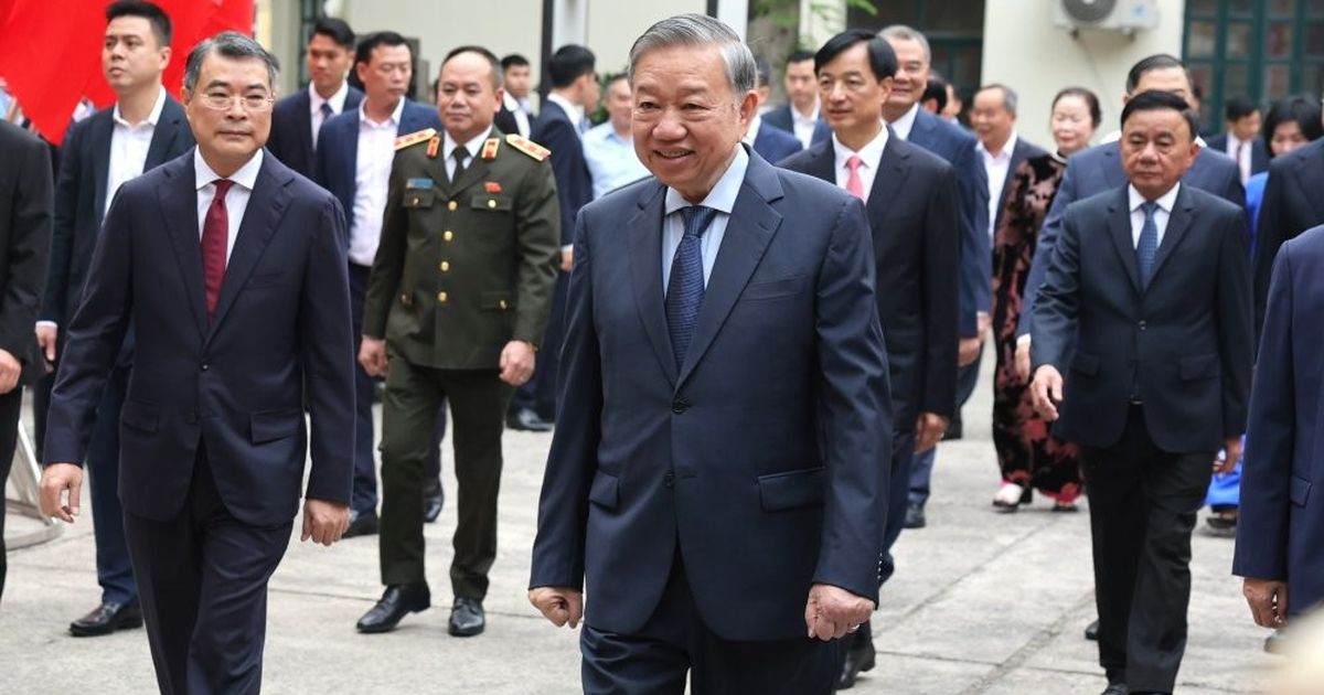 Chùm ảnh: Các đồng chí lãnh đạo Đảng, Nhà nước thực hiện quyền cử tri