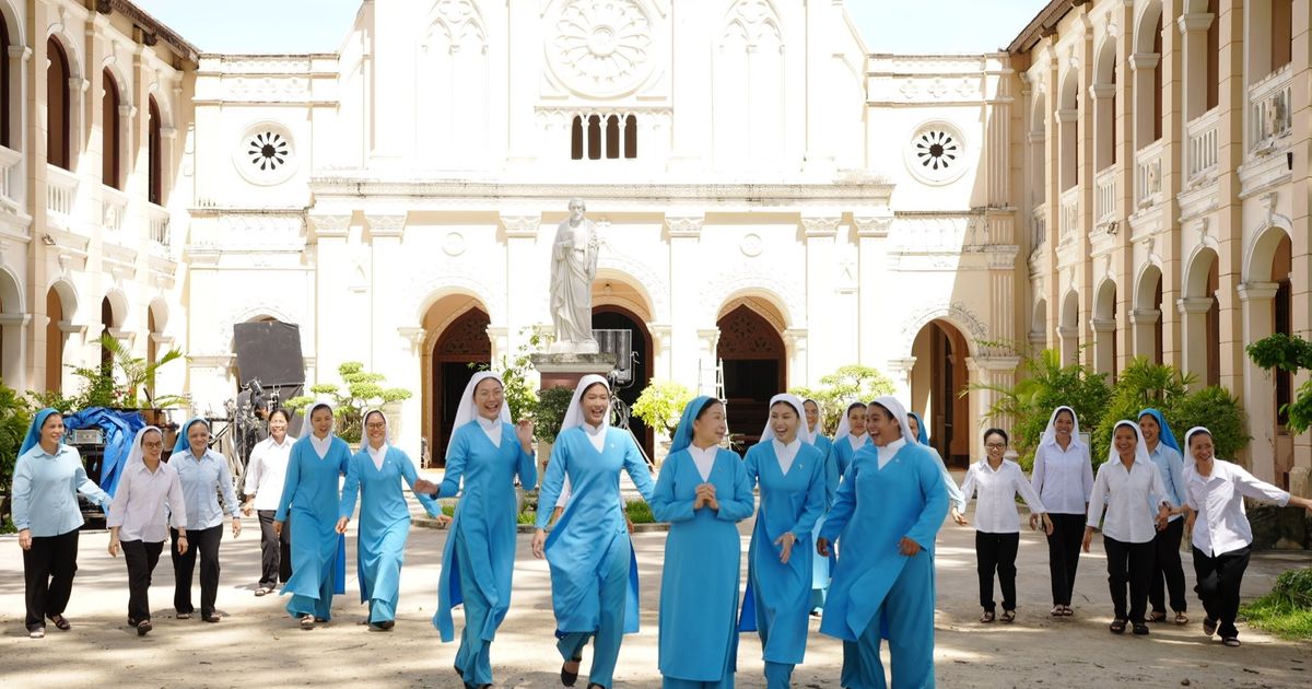 Tiểu chủng viện Làng Sông: Bối cảnh không gian di sản giữa miền ký ức và đức tin của “Hẹn em ngày nhật thực”