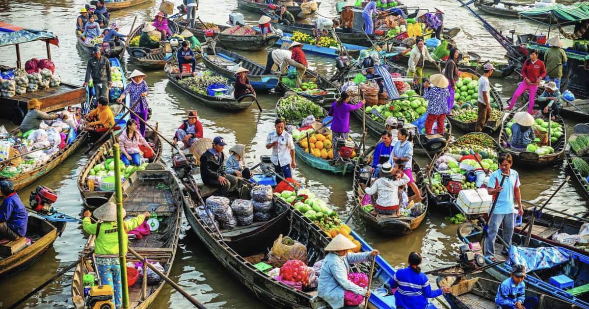 Khám phá vẻ đẹp sông nước miền Tây: Từ chợ nổi Cần Thơ đến đất mũi Cà Mau