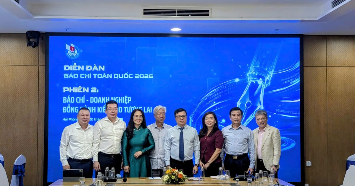 Diễn đàn “Báo chí – Doanh nghiệp đồng hành kiến tạo tương lai”: Cần nuôi dưỡng báo chí chính thống như điểm tựa niềm tin