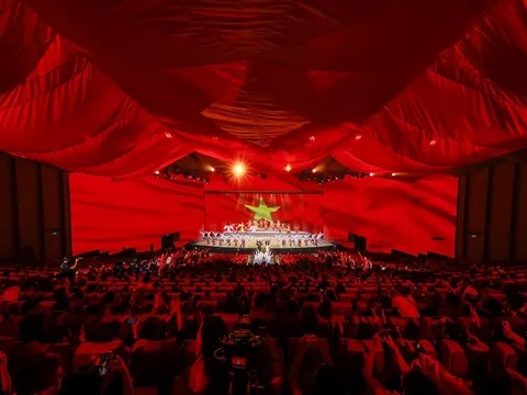 Tăng Thanh Hà: “Tôi trở lại điện ảnh với tâm thế của một người bắt đầu lại”