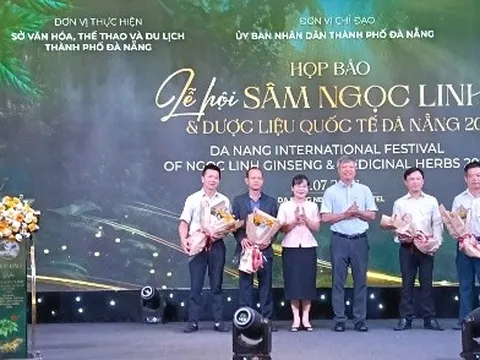 Lao Chải hân hoan đón Cúp VITA Awards: Niềm tự hào của bản làng, động lực cho hành trình gìn giữ văn hóa