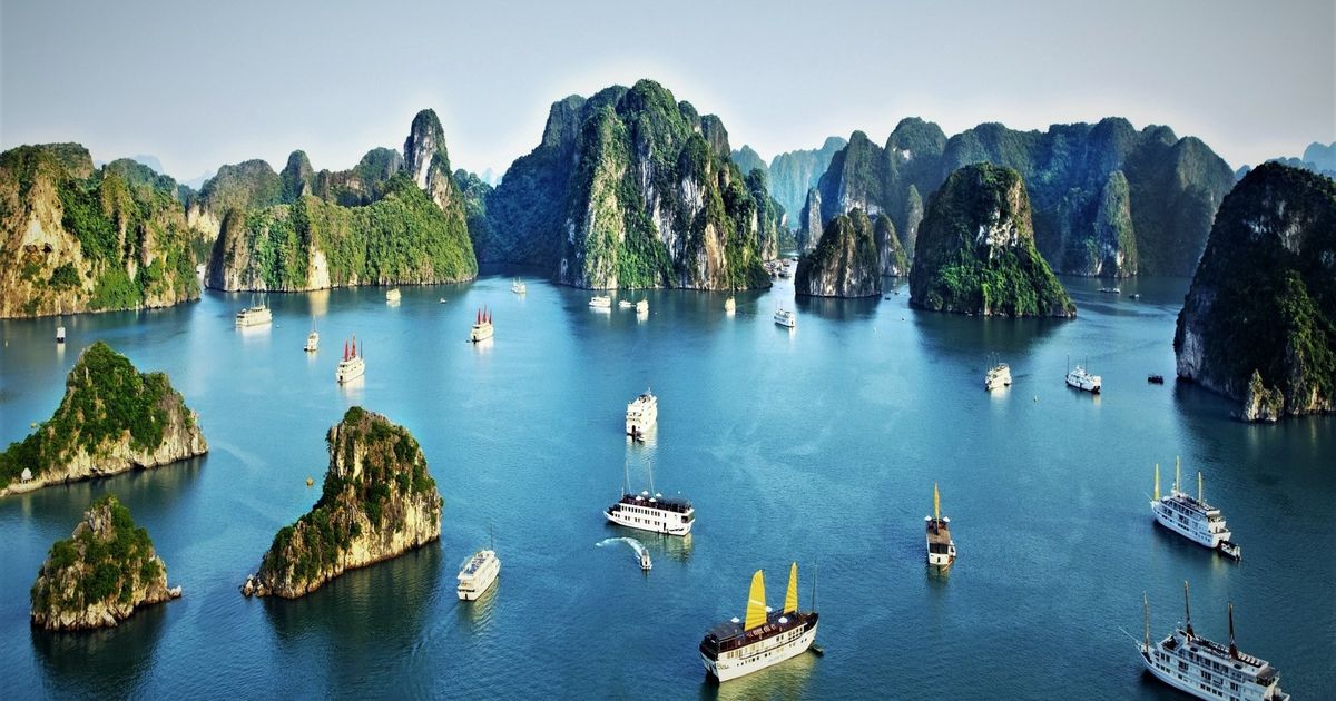 Lực đẩy đưa đô thị loại I Quảng Ninh đón 45 triệu du khách mỗi năm