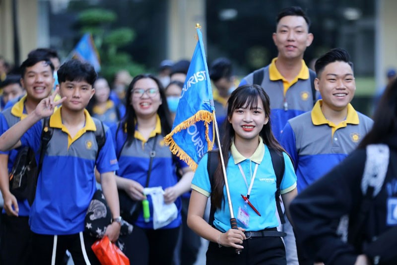 vai-tro-cua-huong-dan-vien-du-lich-1-1783322856.jpg