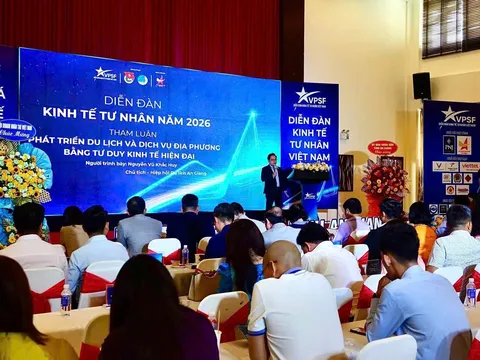 Quảng Ninh: Công bố Quy hoạch lâu dài và công bố Quyết định công nhận tỉnh đạt đô thị loại I