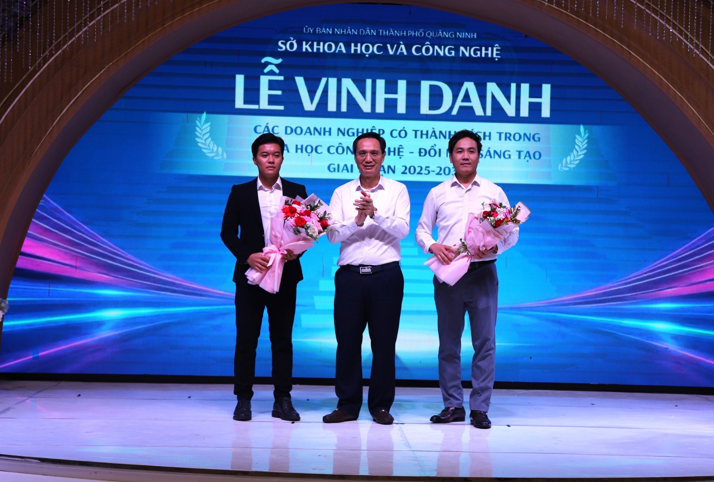 huy-hoang-con-them2-1791634630 huy-hoang-con-them2-1791634630.jpg