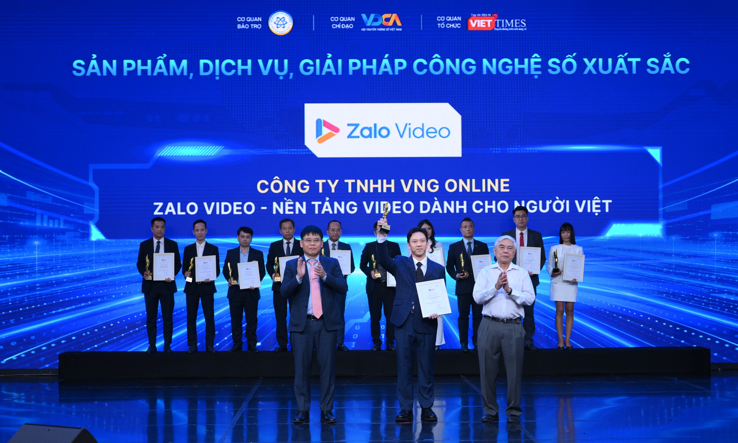 zalo-dat-giai-thuong-kep-nho-hieu-qua-xuat-sac-khi-dua-cong-nghe-vao-cuoc-song-5-1792067280 zalo-dat-giai-thuong-kep-nho-hieu-qua-xuat-sac-khi-dua-cong-nghe-vao-cuoc-song-5-1792067280.jpg